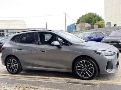 2023 BMW 225