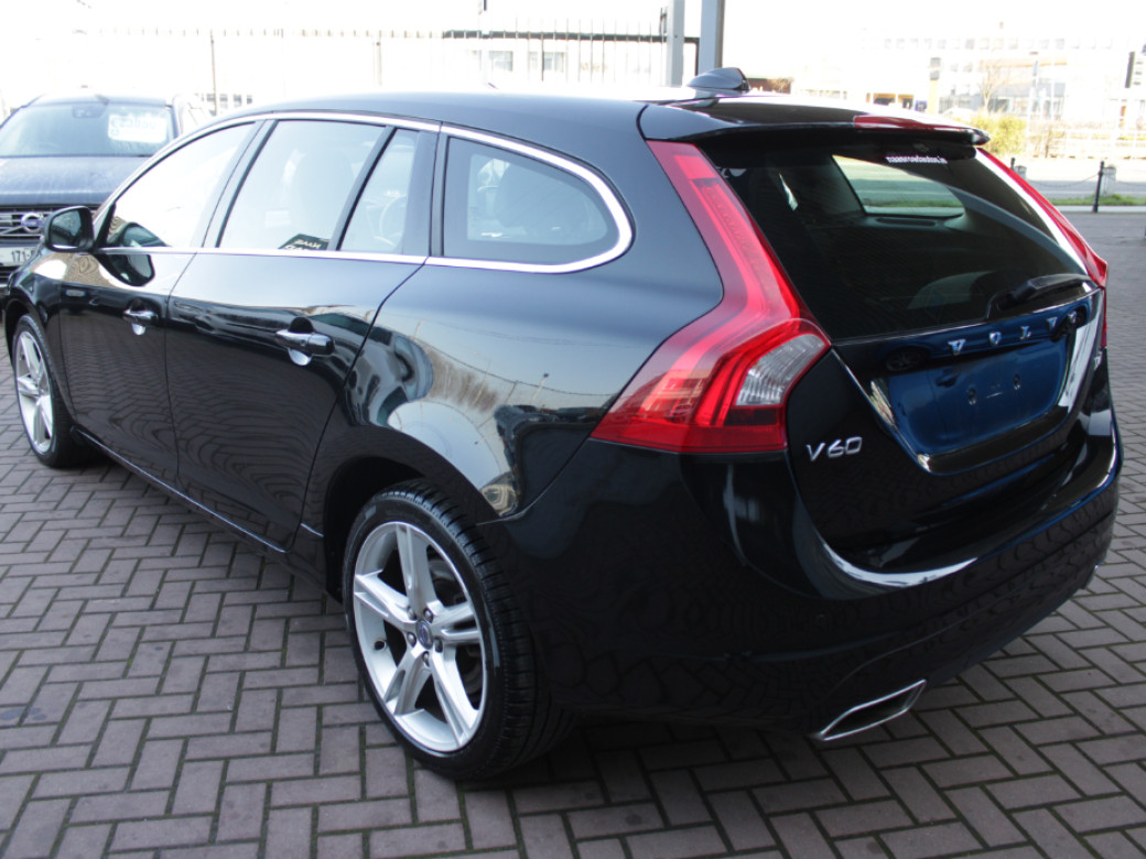 2018 Volvo V60