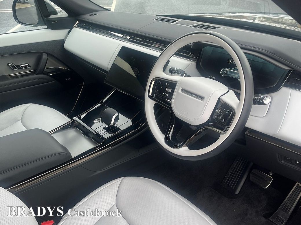 2025 Land Rover Range Rover Sport