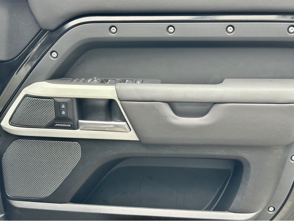 2024 Land Rover Defender