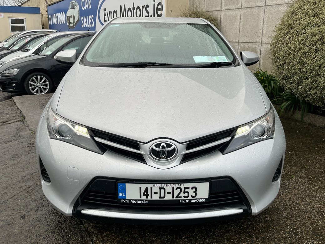 2014 Toyota Auris