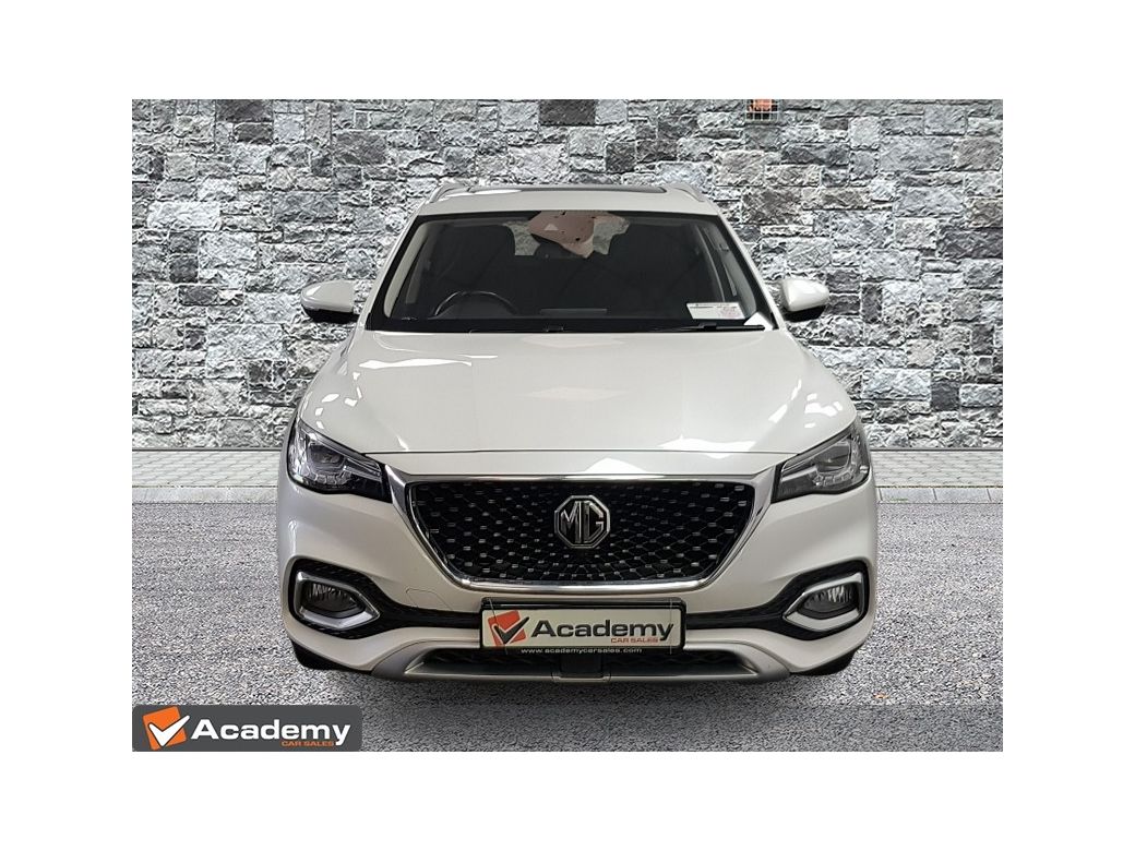 2023 MG HS