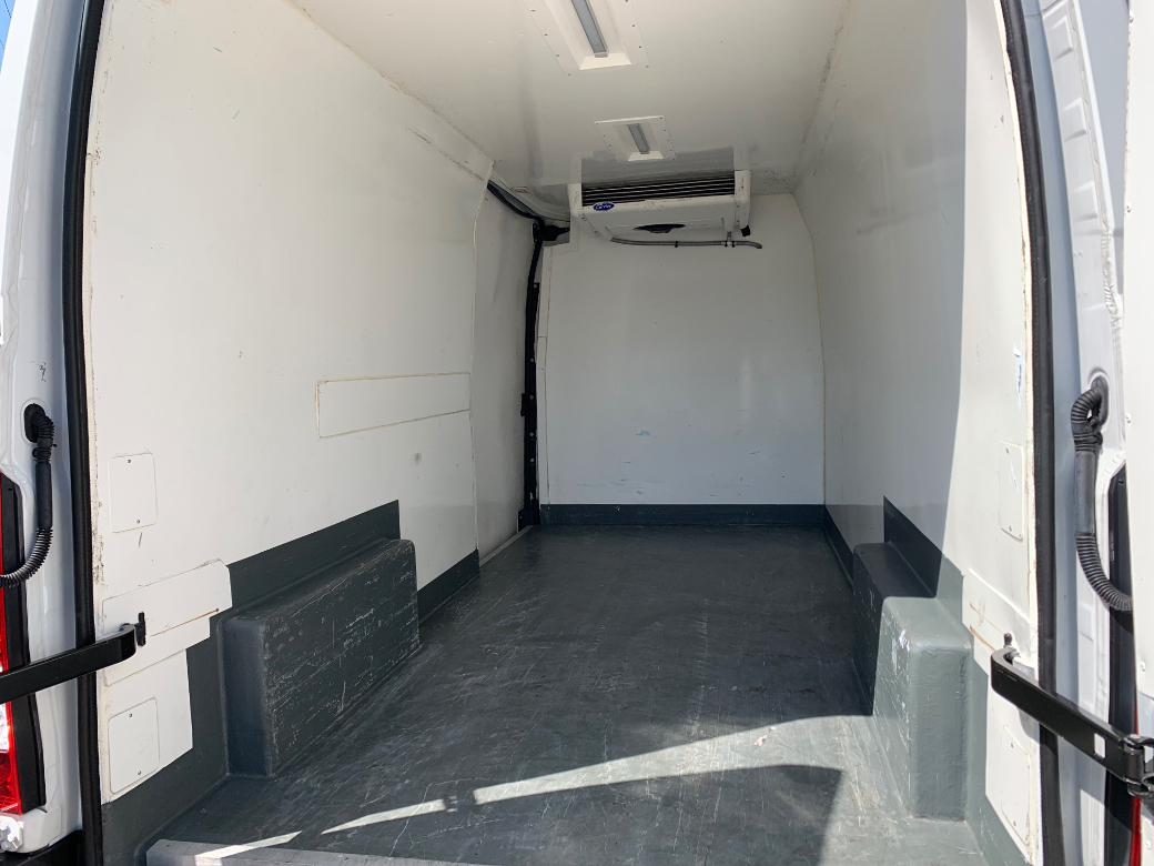 2019 Nissan NV400