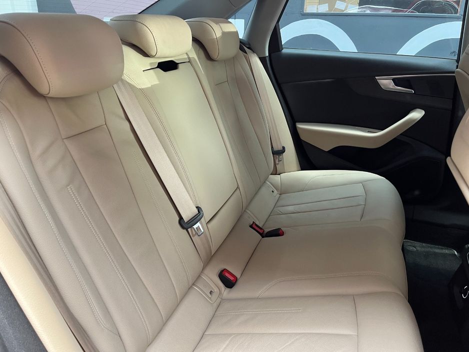 2017 Audi A4