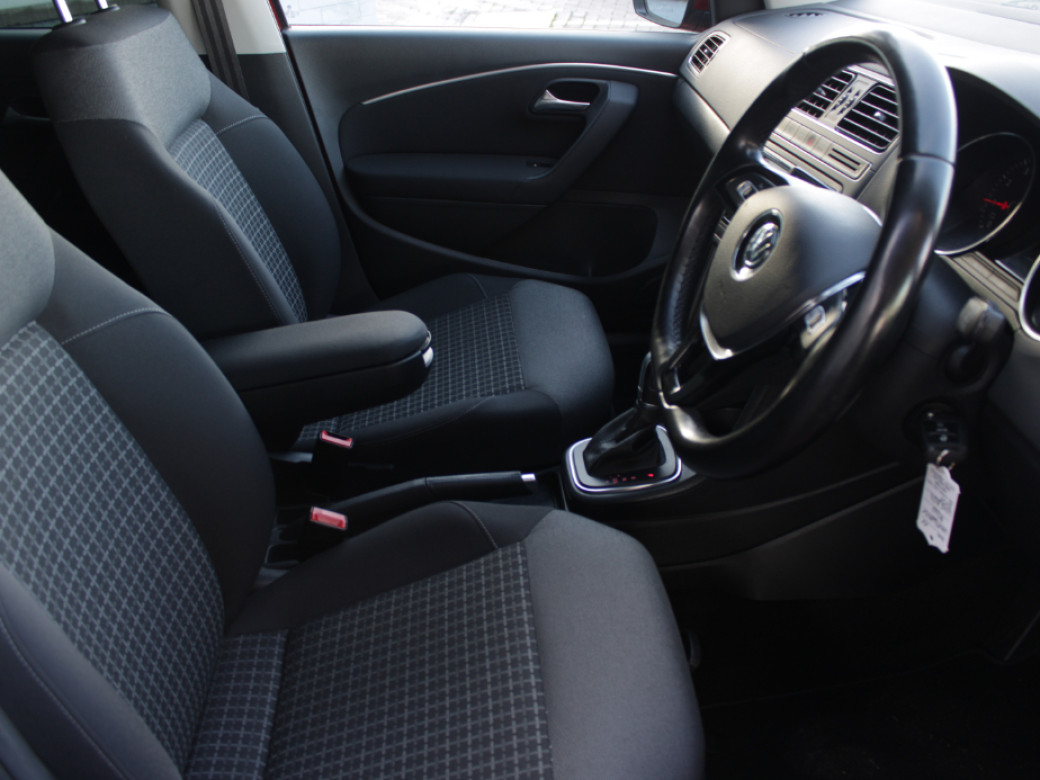 2017 Volkswagen Polo