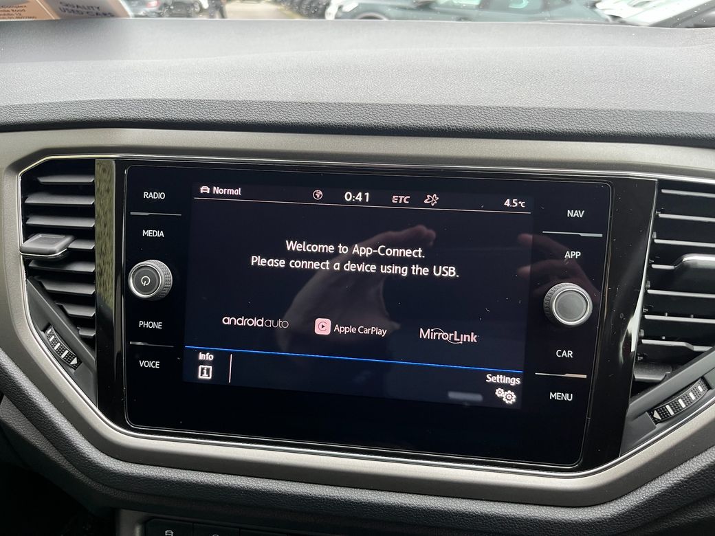 2021 Volkswagen T-Roc