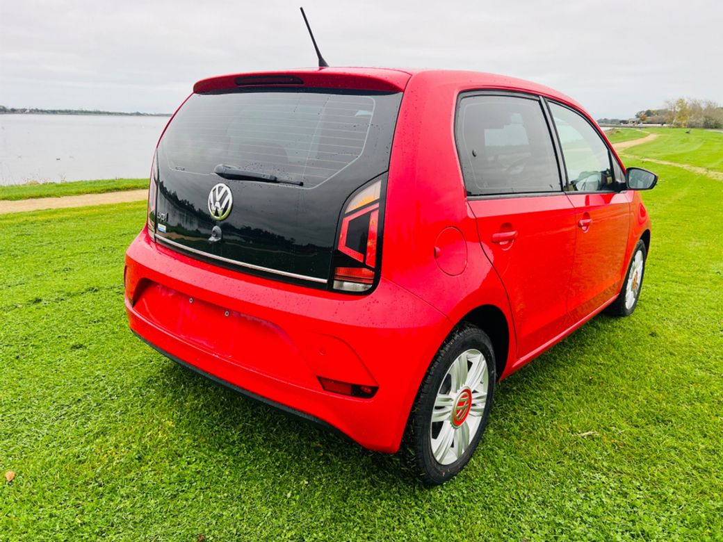 2017 Volkswagen up!