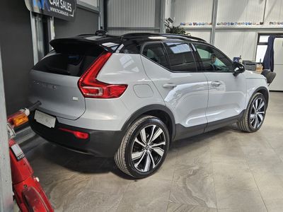 2022 Volvo XC40