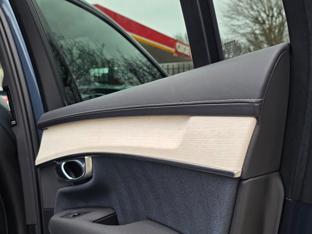 2025 Volvo XC90