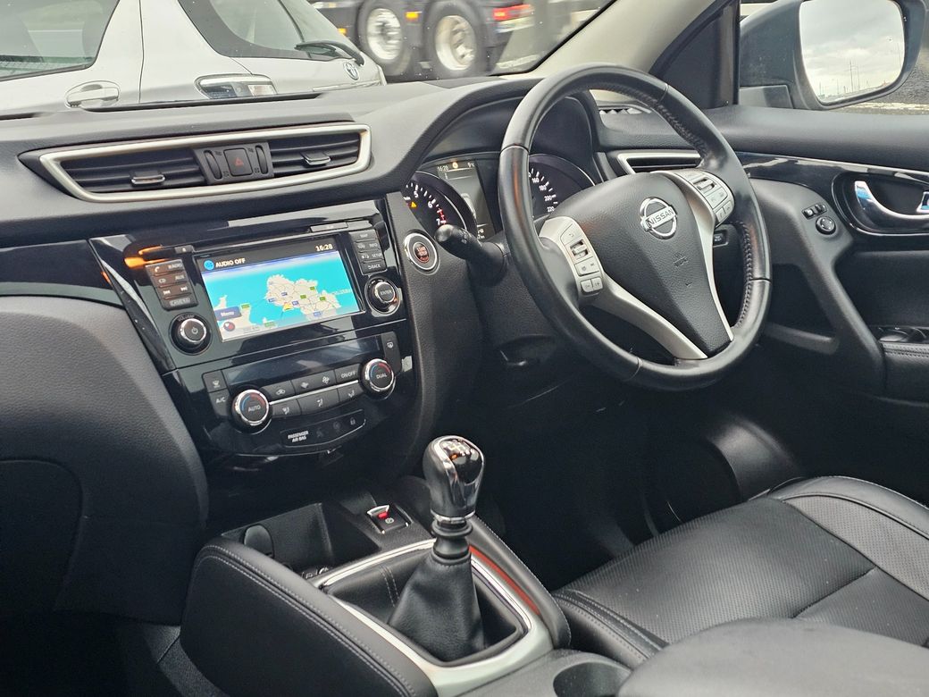 2017 Nissan Qashqai