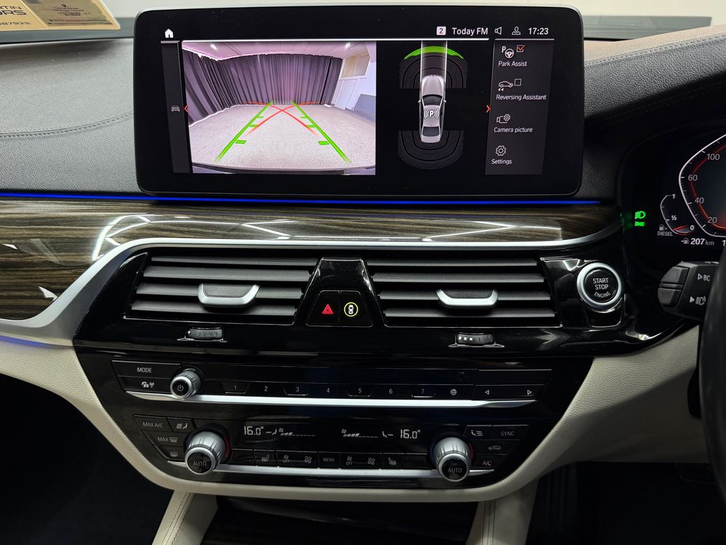 2021 BMW 5 Series