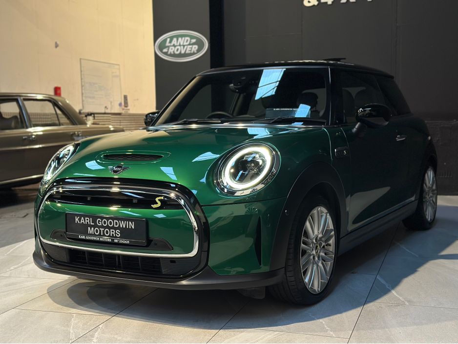 2024 Mini Hatch