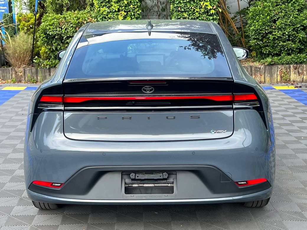 2024 Toyota Prius