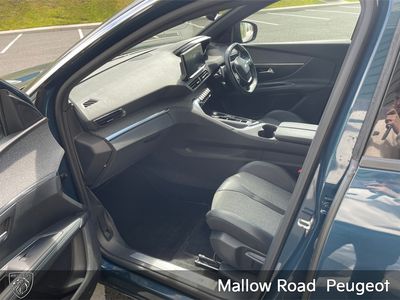 2023 Peugeot 5008