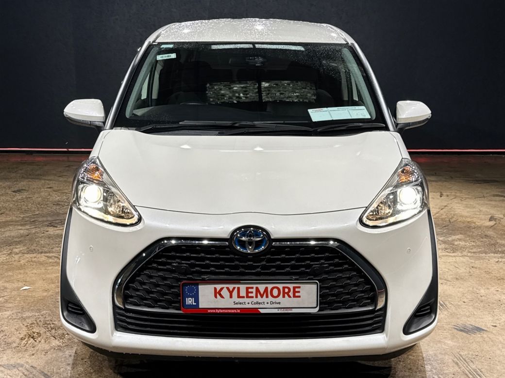 2021 Toyota Sienta