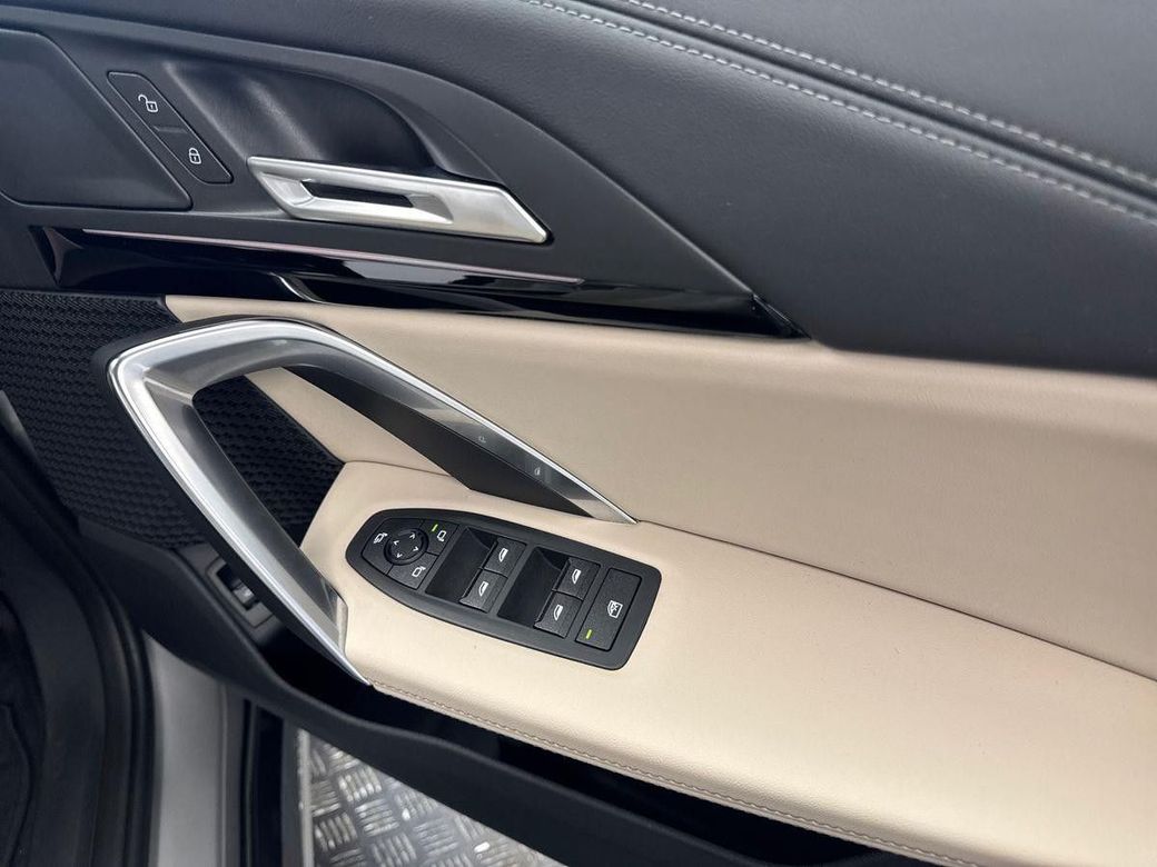 2024 BMW iX1