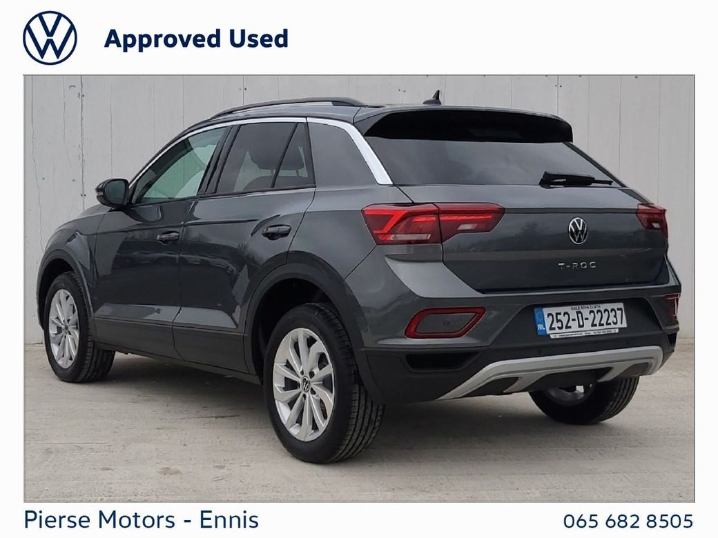 2025 Volkswagen T-Roc