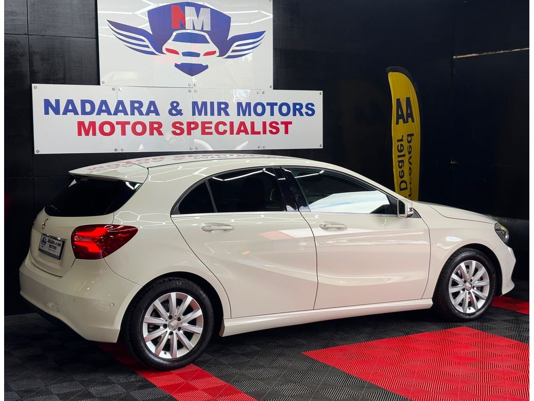 2016 Mercedes-Benz A 180