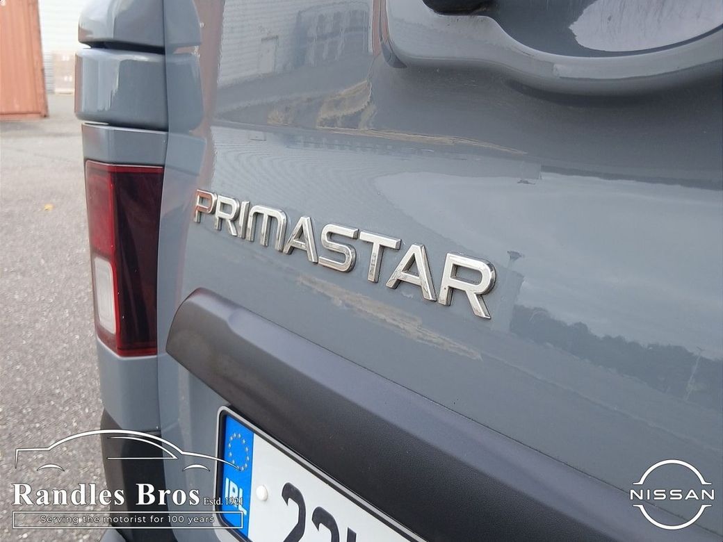 2023 Nissan Primastar