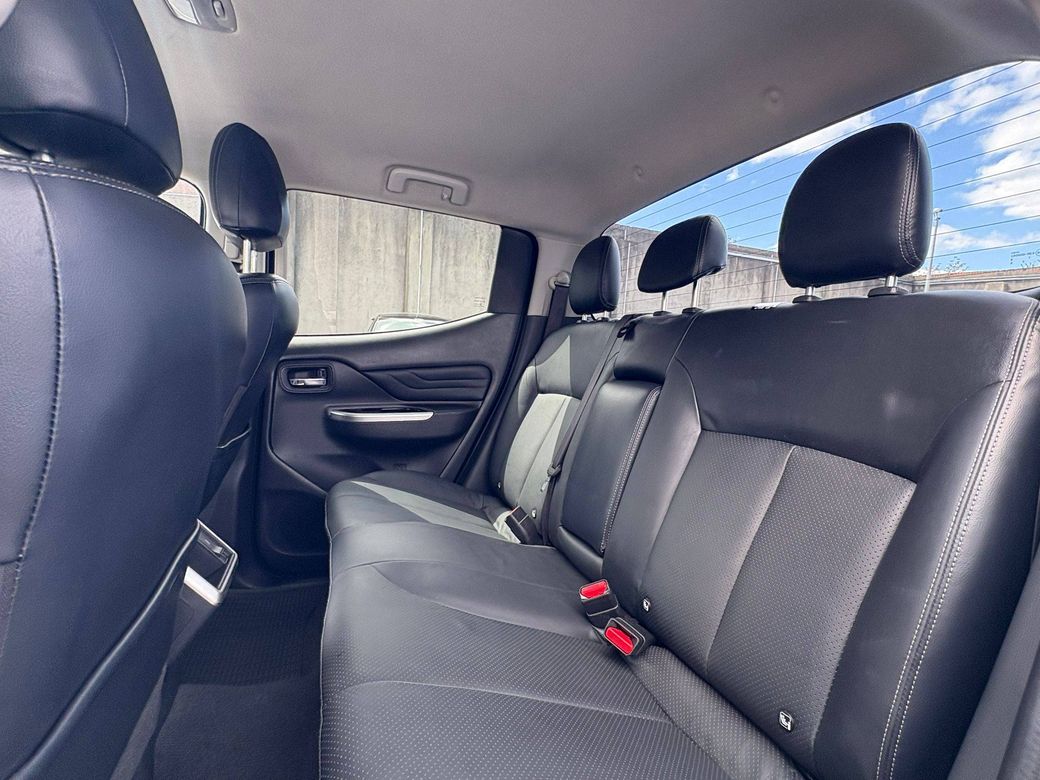 2020 Mitsubishi L200
