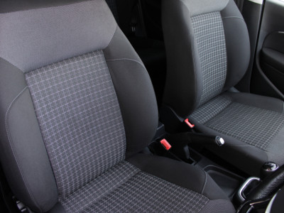 2014 Volkswagen Polo