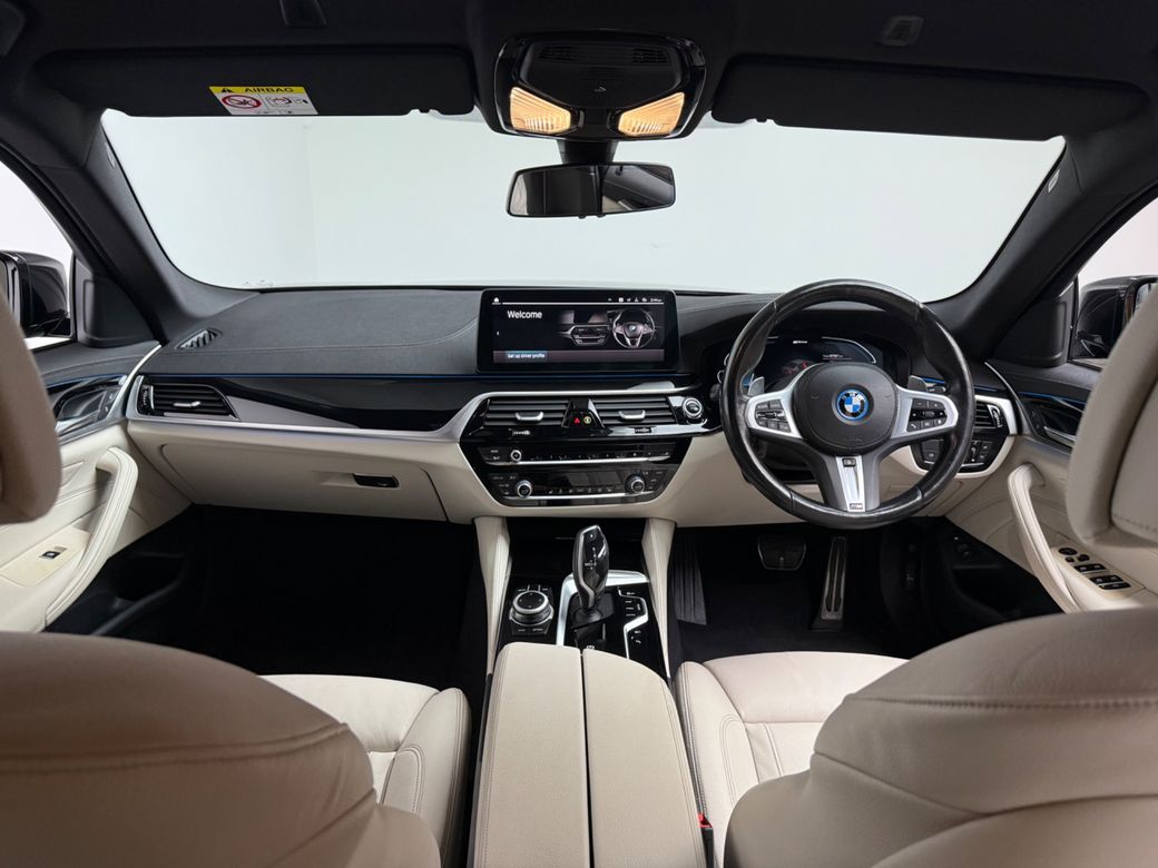 2022 BMW 5 Series