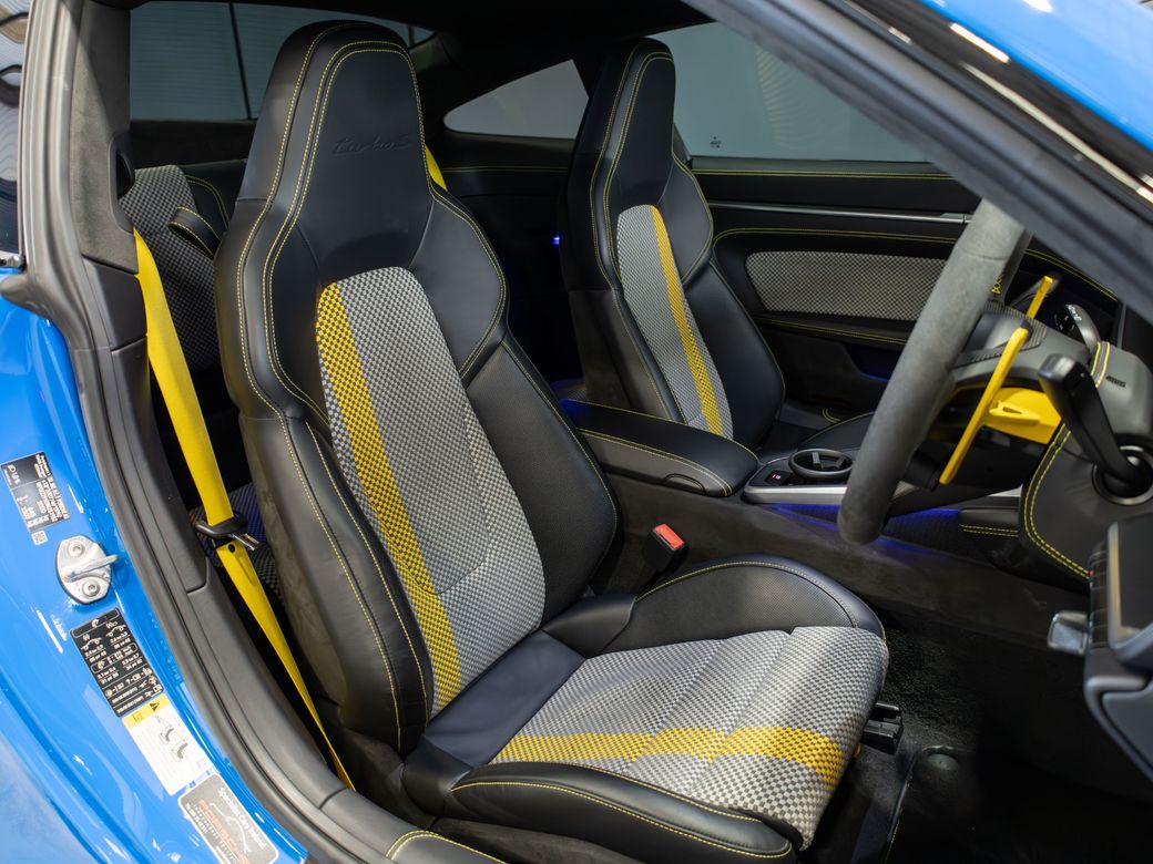2022 Porsche 911