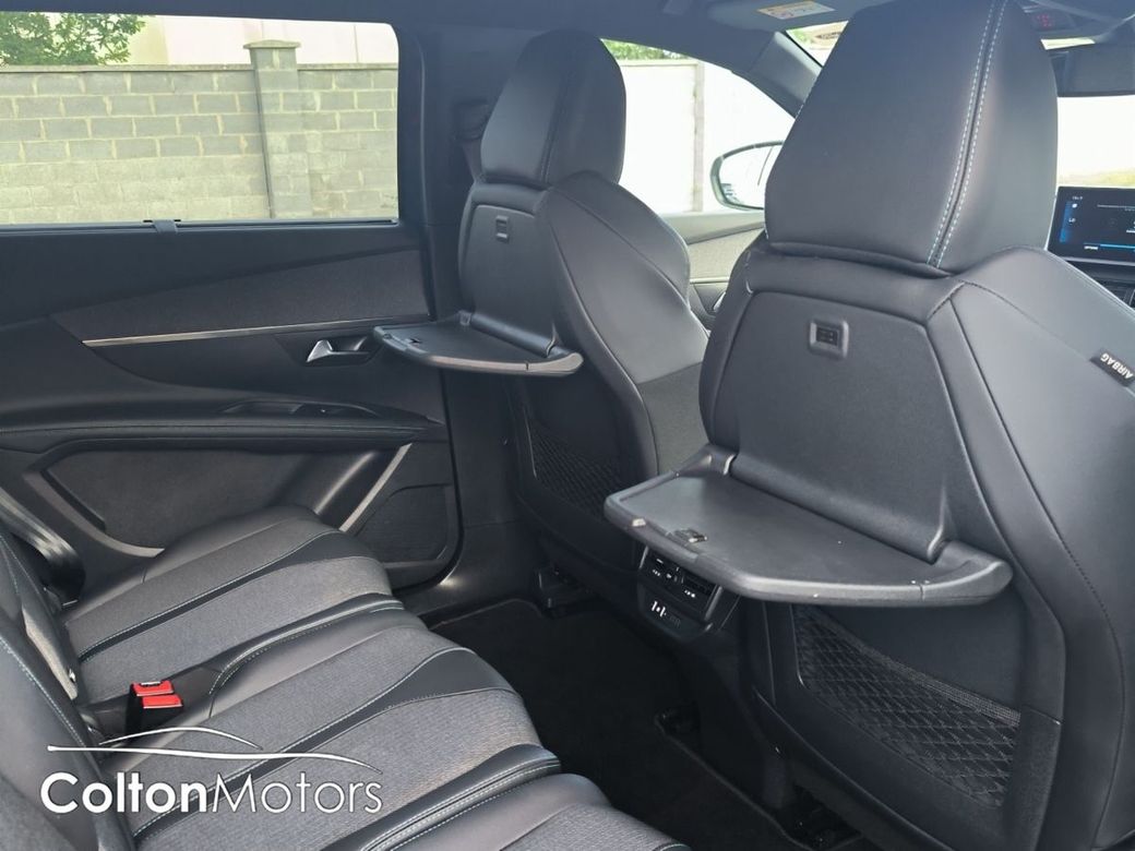 2024 Peugeot 5008