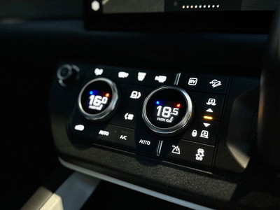 2025 Land Rover Defender