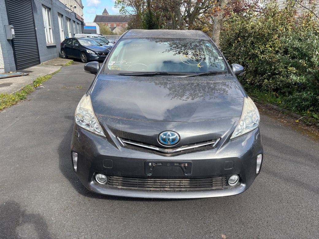 2013 Toyota Prius Alpha