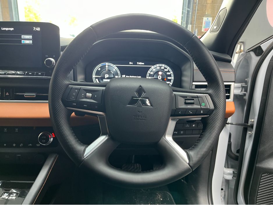 2024 Mitsubishi Outlander