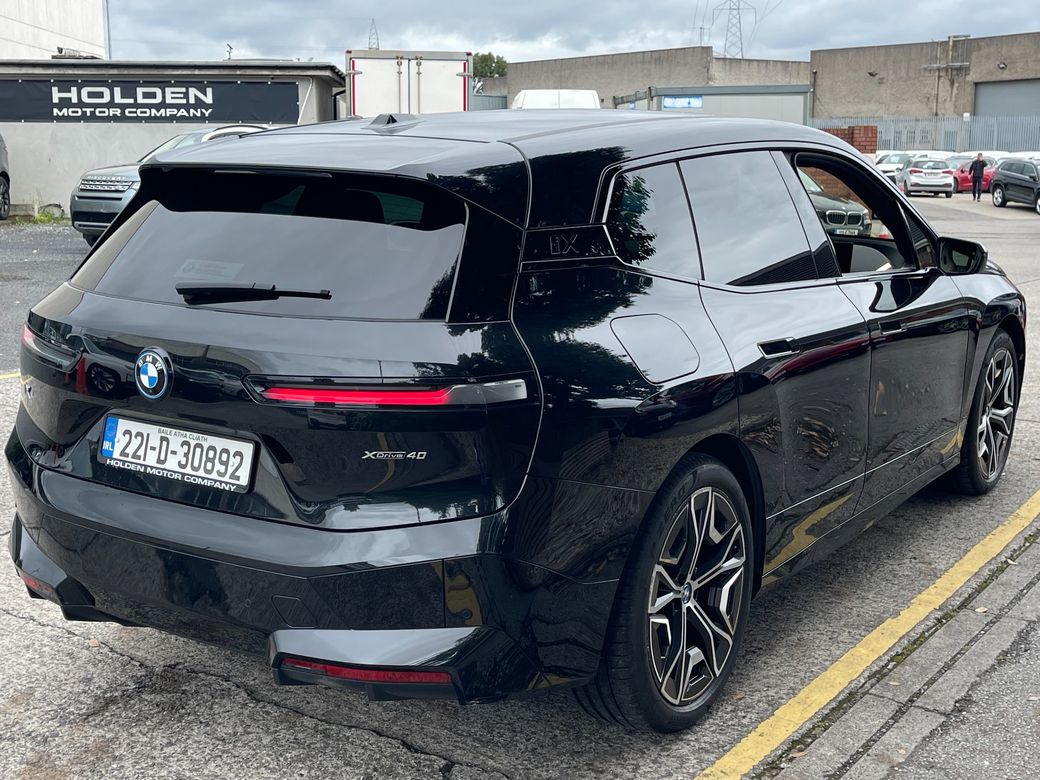 2022 BMW iX