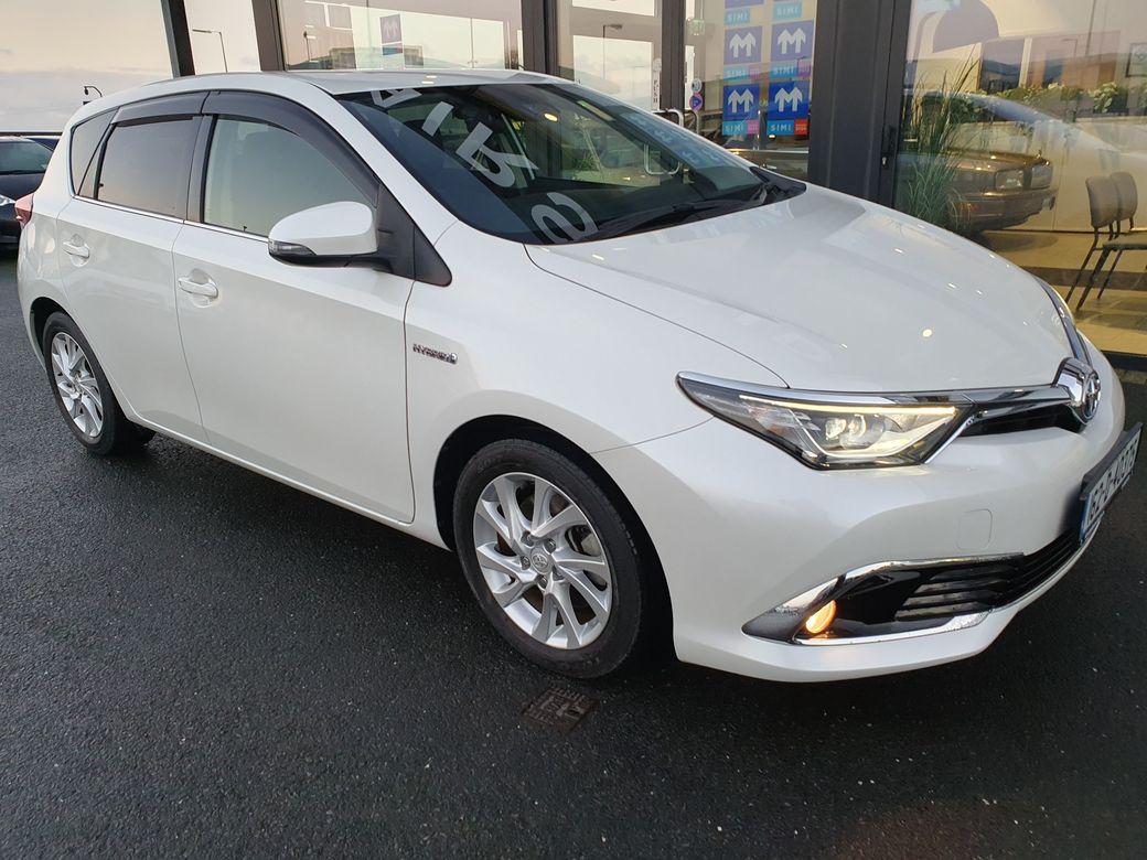 2016 Toyota Auris