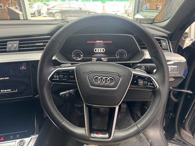 2023 Audi e-tron