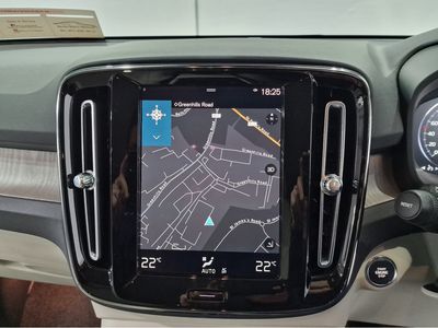 2021 Volvo XC40