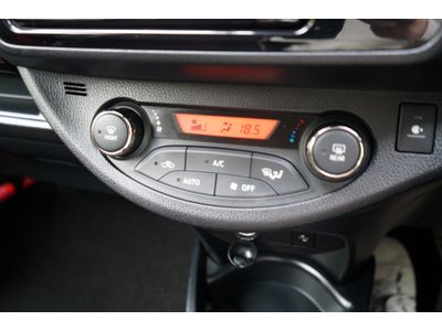 2017 Toyota Vitz