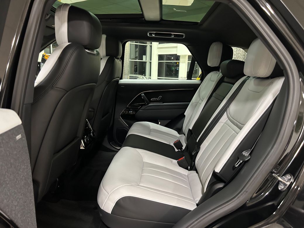2024 Land Rover Range Rover Sport