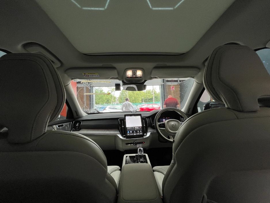 2025 Volvo XC90