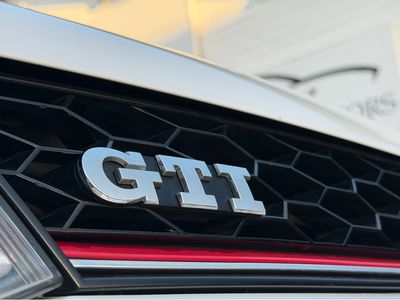 2015 Volkswagen Polo