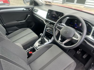 2025 Volkswagen T-Roc