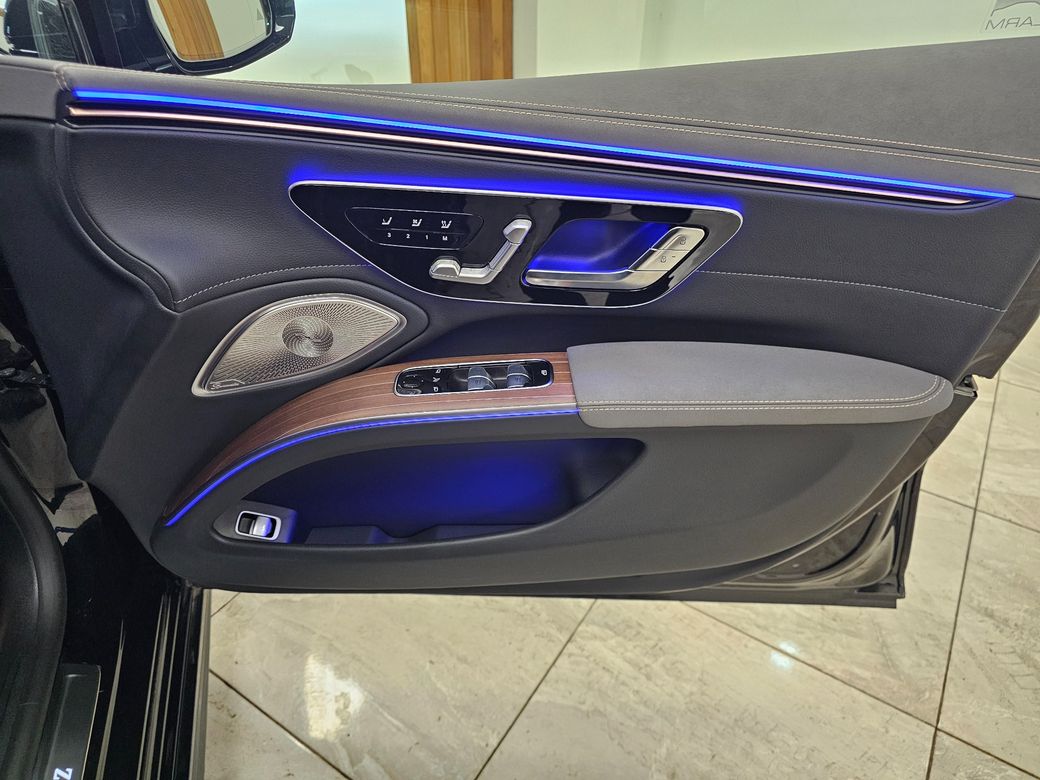 2025 Mercedes-Benz EQS