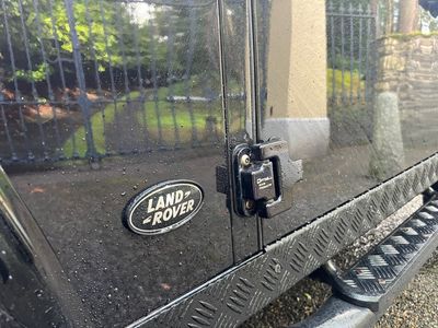 2015 Land Rover Defender 90
