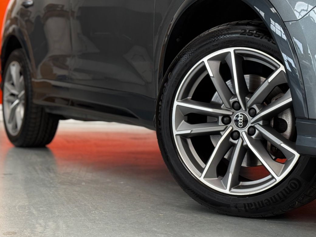 2022 Audi Q3
