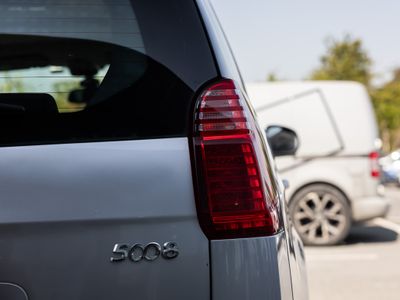 2016 Peugeot 5008