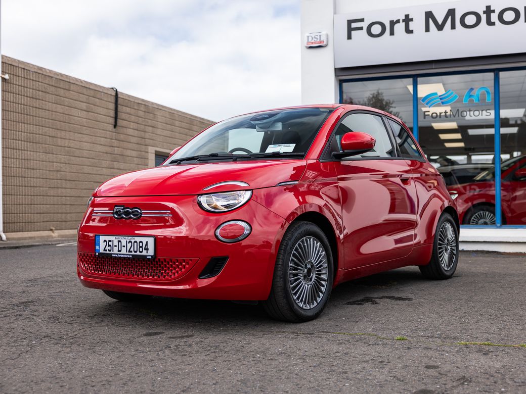 2025 Fiat 500