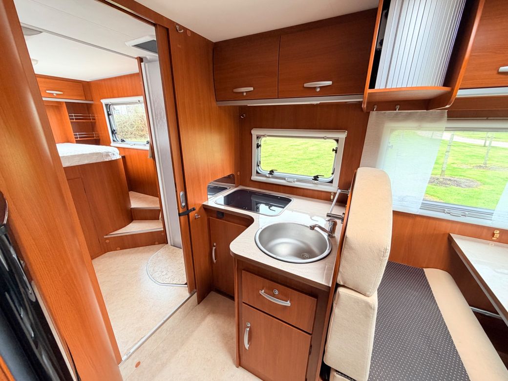 2017 MOBILVETTA  MILLER NEVADA DOGLINER T 730 L.H.D AUTOMATIC 