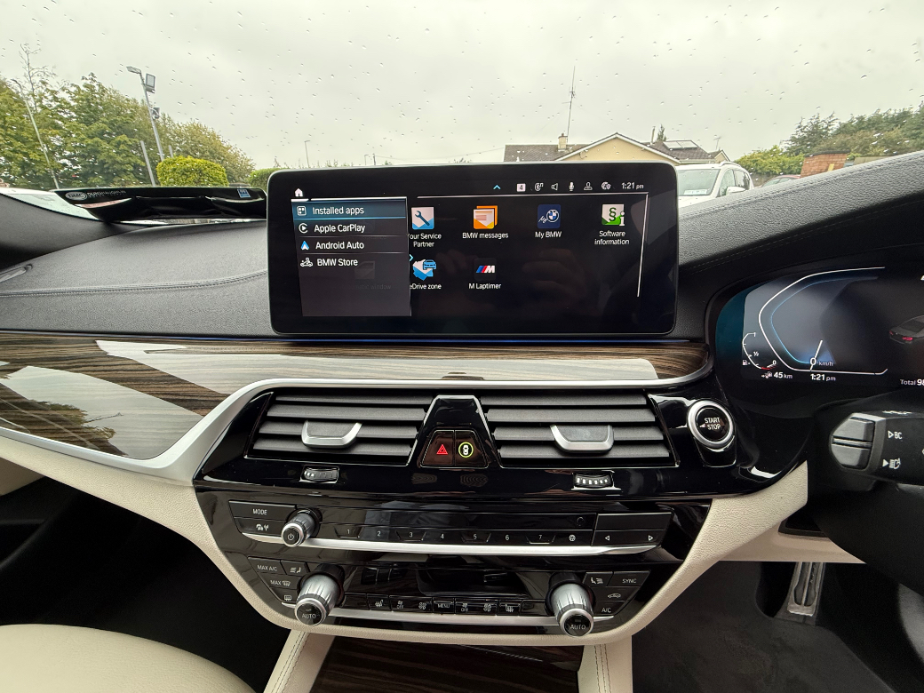2022 BMW 5 Series