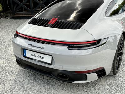 2022 Porsche 911