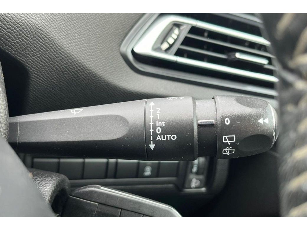2018 Peugeot 308