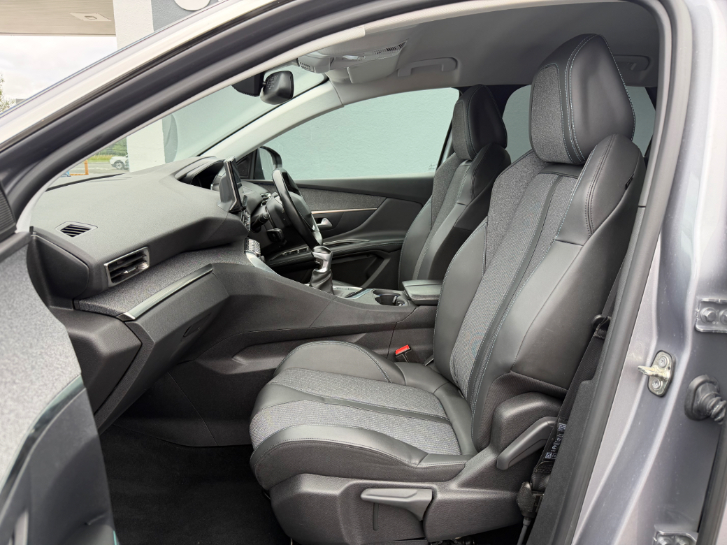 2021 Peugeot 3008